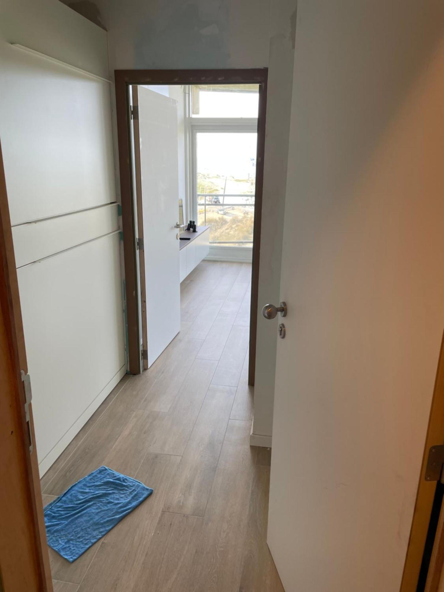 Apartamento Met Frontaal Zeezicht En Afgesloten Slaaphoek *